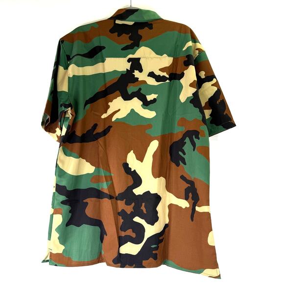 Tachuntfish The Mojito M81 Shirt Camo Button Up Shirt NWT Size Medium - Picture 3 of 5